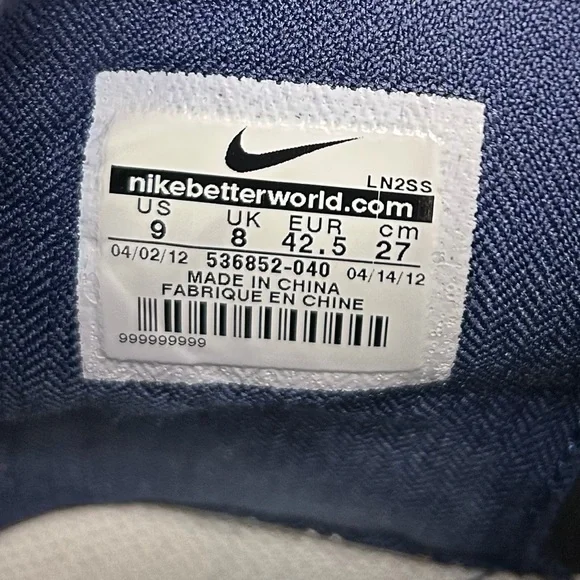 Nike Clean Sweep Sneakers - Picture 7 of 8